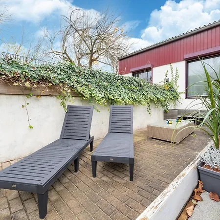 Luxury In Schin Op Geul With Bubble Bath And Sauna Appartement *