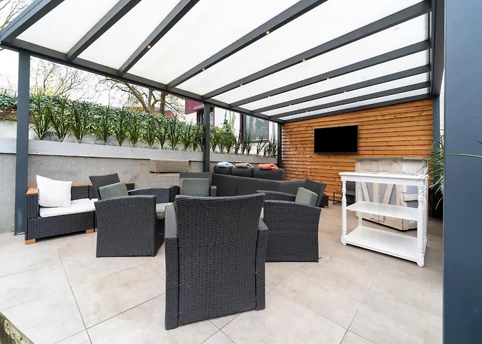 In Schin Op Geul With Sauna Apartment Walem